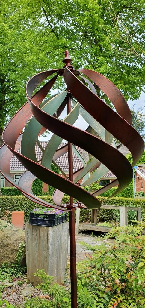 SFEERBOL / windmolen / metaal / windspinner, Tuin en Terras, Windwijzers en Windmolens, Nieuw, Info@huisentuindecoratiemarie.nl