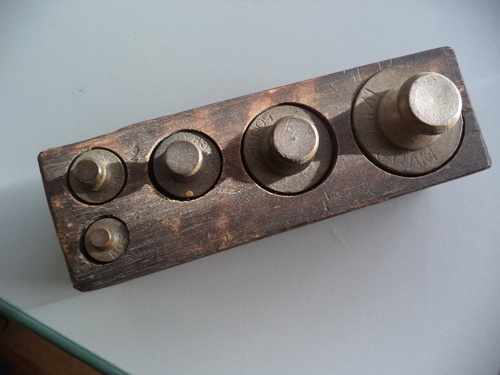 blok met koperen gewichtjes, Antiek en Kunst, Ophalen of Verzenden, Koper