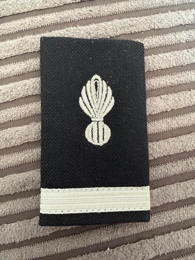 Schuifpassant burgerrang Marechaussee, Verzamelen, Militaria | Algemeen, Ophalen of Verzenden, Marechaussee, Nederland, Embleem of Badge