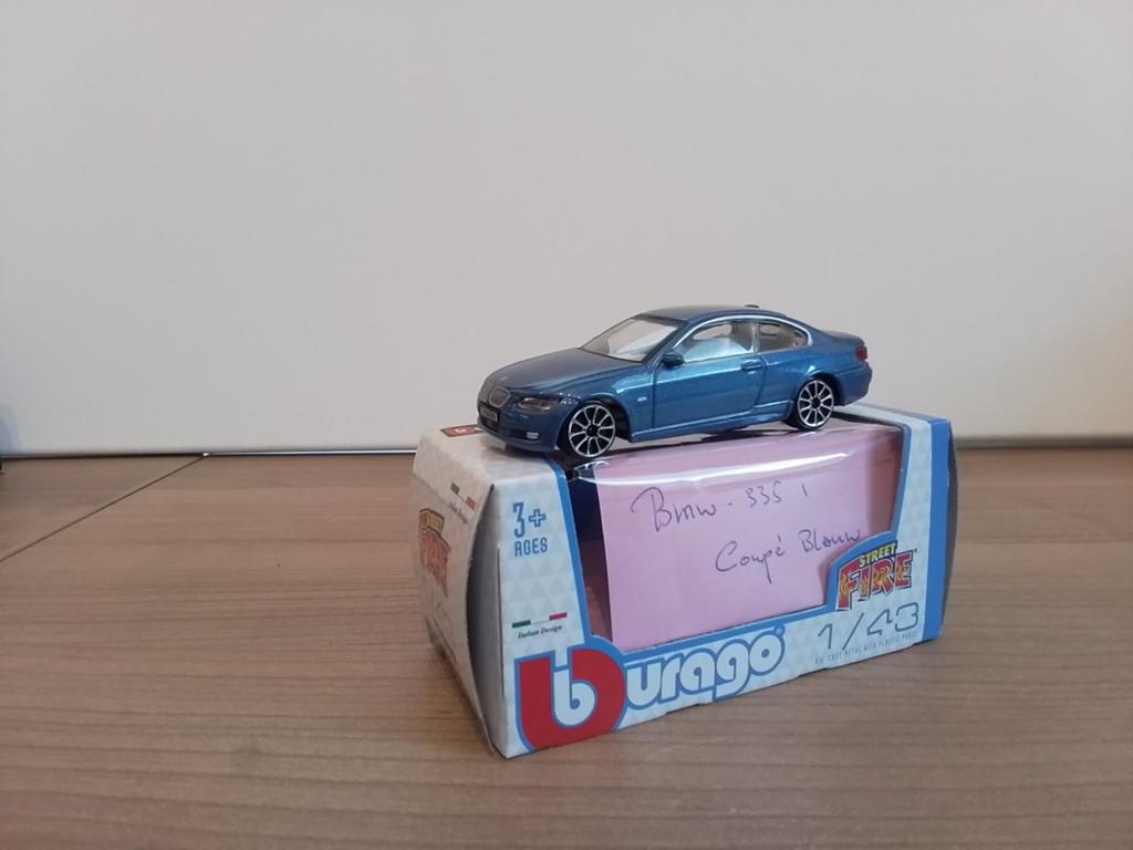 Burago.  BMW  335 I. COUPE.  blauw metalic., Ophalen of Verzenden, Zo goed als nieuw, Auto, Overige merken