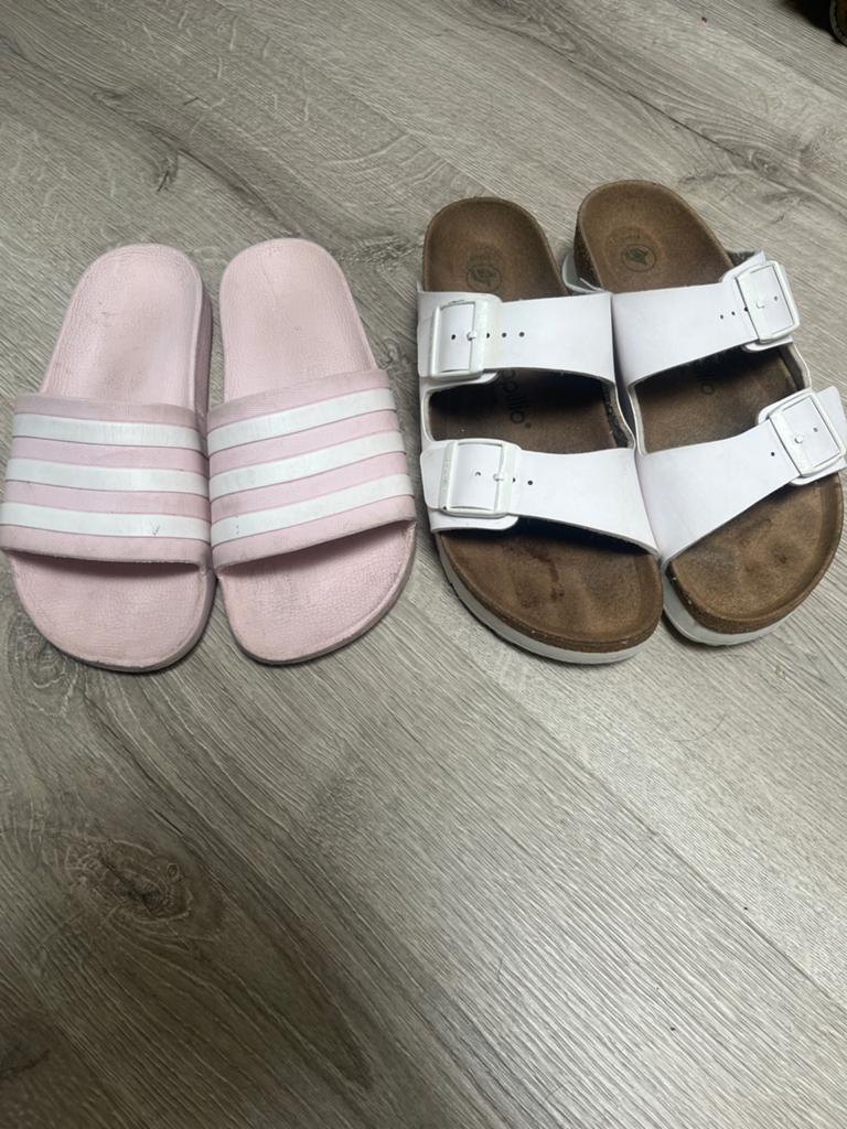 Adidas Adilette en Papillio sandalen - Maat 40, Ophalen of Verzenden, Gedragen, Roze, Slippers