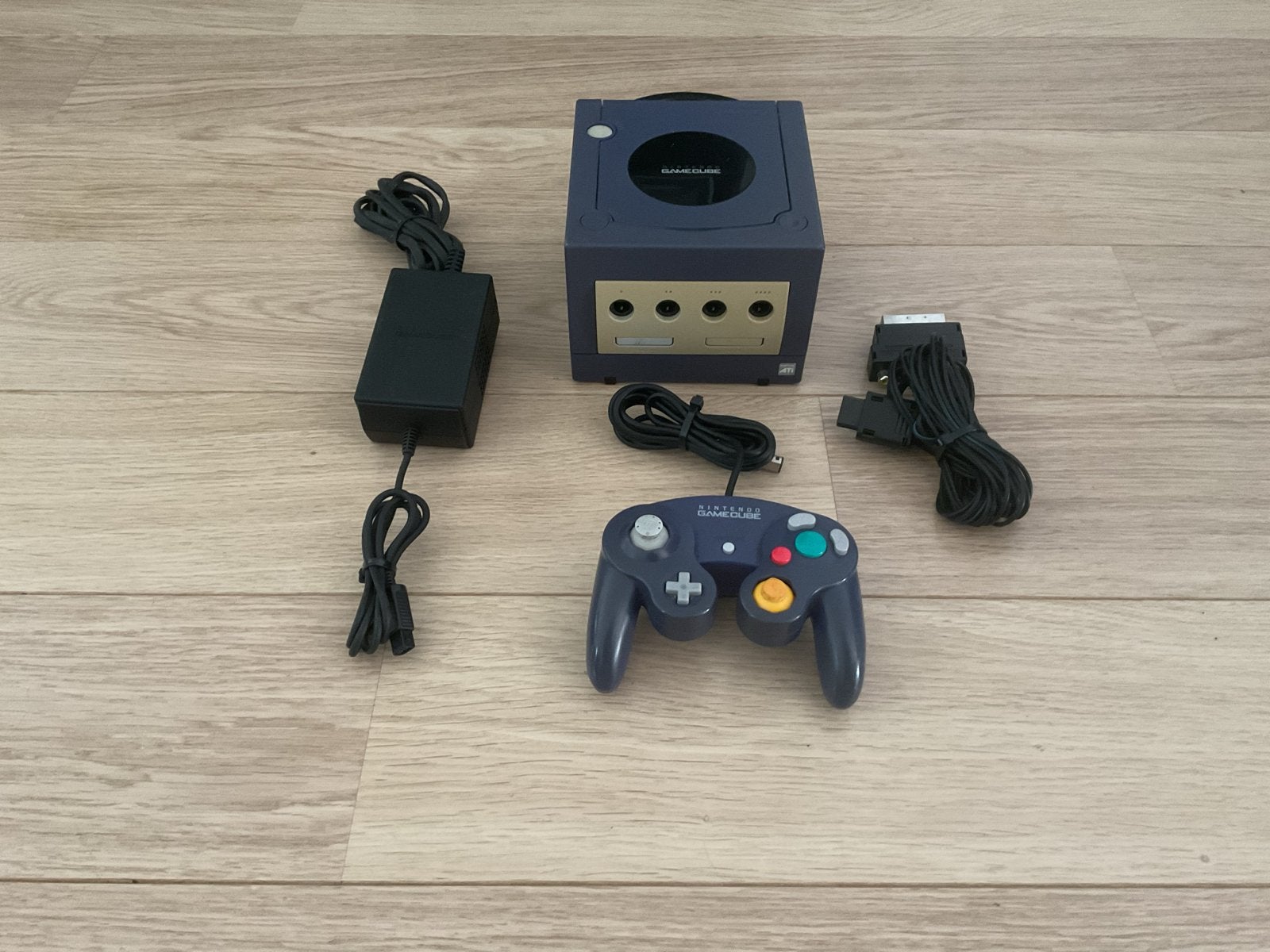 Nintendo GameCube Console - Compleet met Controller, Ophalen of Verzenden, Gebruikt, Paars, Met 1 controller