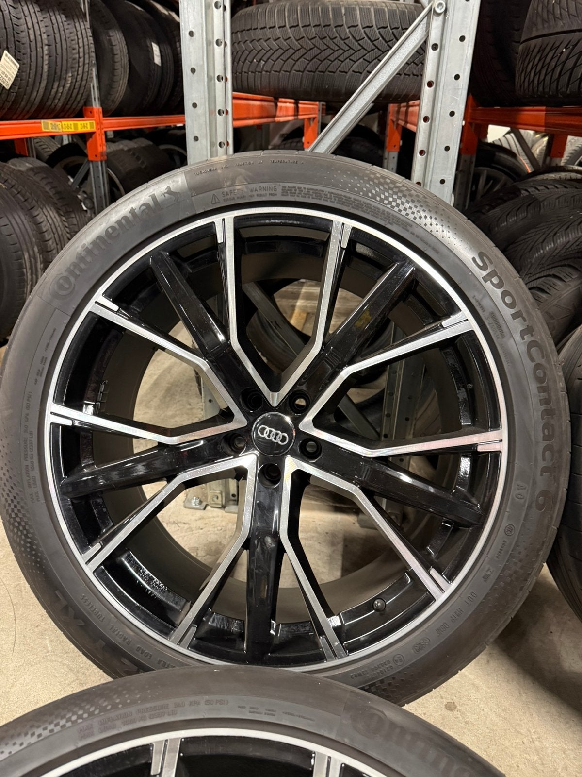 22 Inch Audi E-Tron GMP Gunner + Continental Zomerbanden, Ophalen, 285 mm, Banden en Velgen, Overige maten