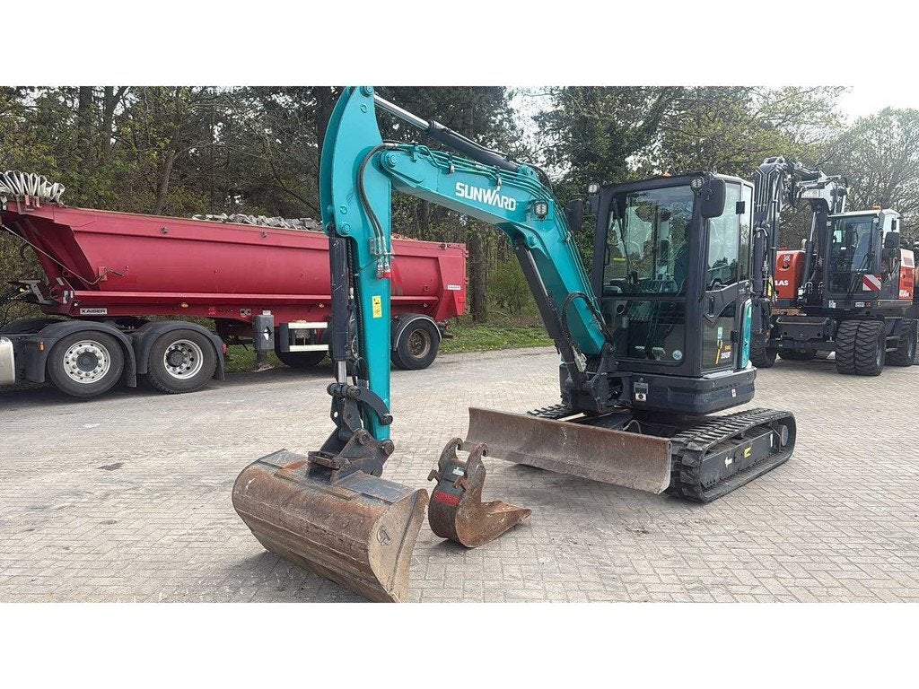 Sunward - 2022 - SWE35UF - 572 uur - Met airco - Rupsgraafma, Zakelijke goederen, Machines en Bouw | Kranen en Graafmachines, Graafmachine
