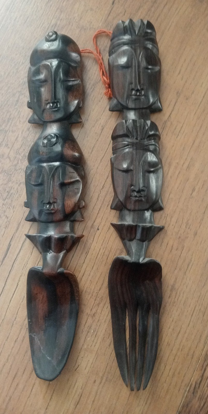 Vintage houten Indonesische lepel en vork handsnijwerk, Ophalen, Houtsnijwerk, 20 - 50 cm, Hout