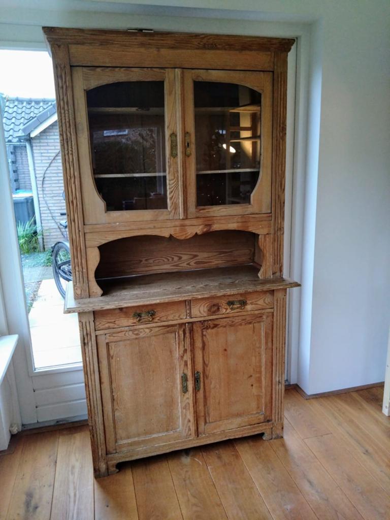 Antieke grenen buffetkast / vitrinekast, Ophalen