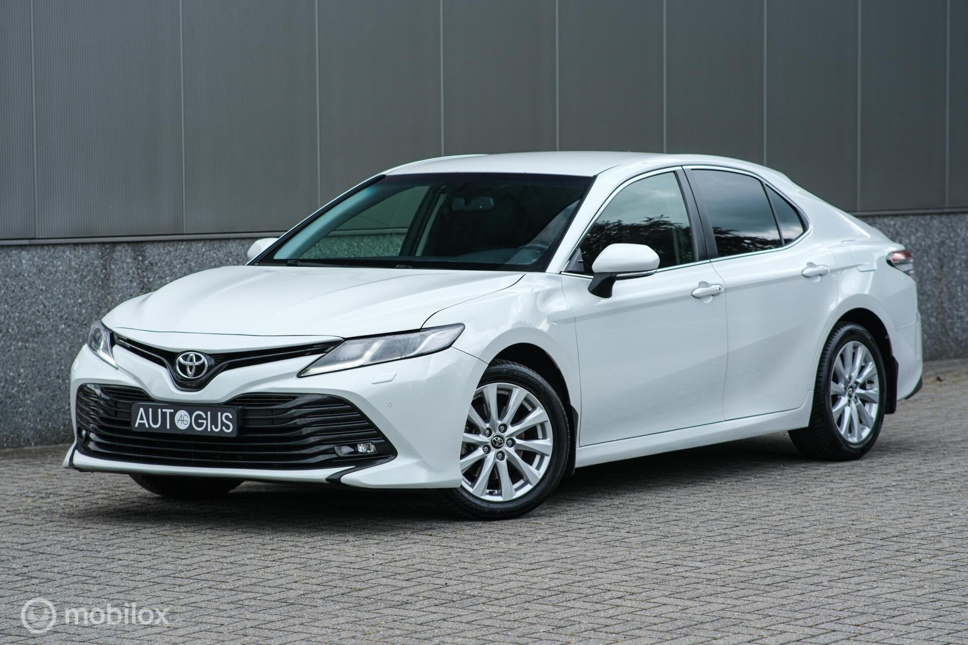 Toyota Camry 2.5 Executive | Dealer onderhouden | Leder | un, Gebruikt, 4 cilinders, 2487 cc, 1507 kg