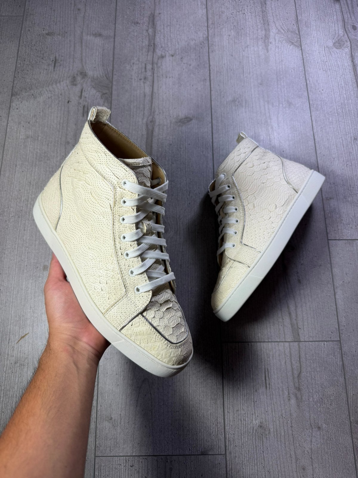 Christian louboutin, Kleding | Heren, Schoenen, Wit, Ophalen of Verzenden, Sneakers of Gympen, Gedragen