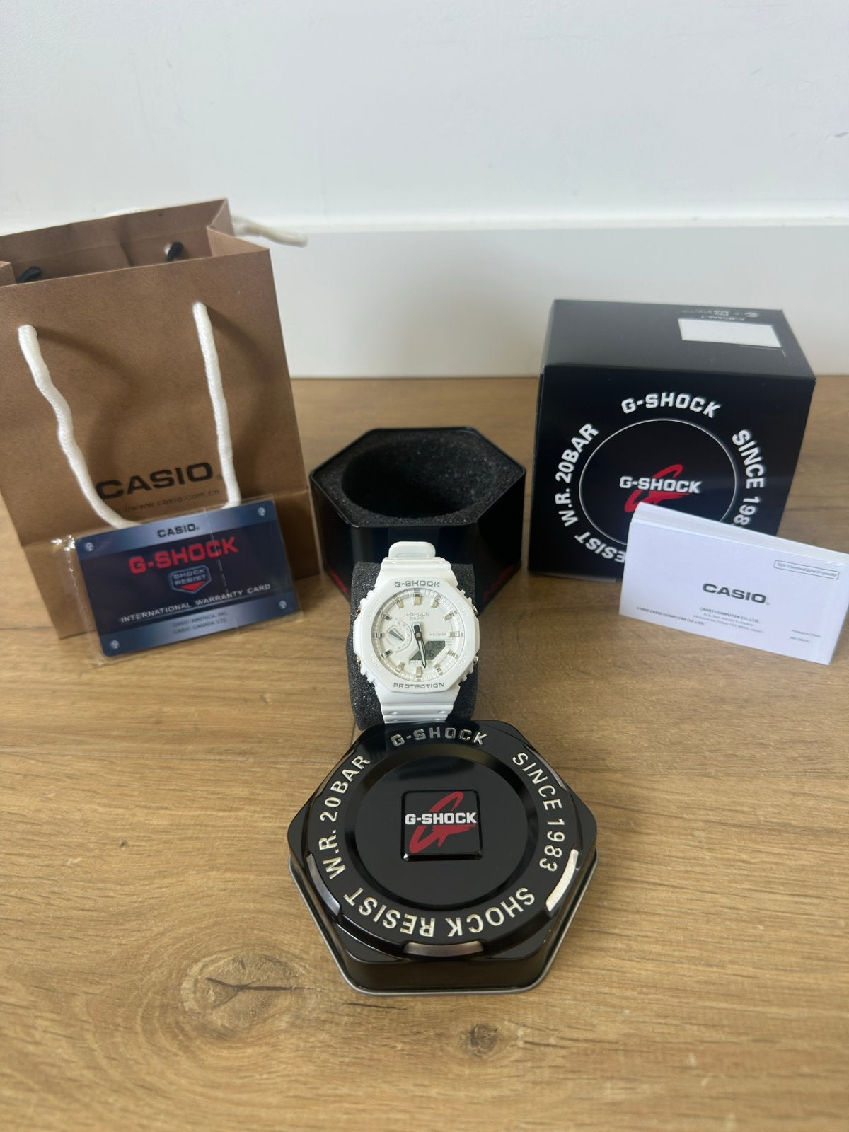 Nieuwe G-Shock GA-2100 - Nooit Gedragen, Ophalen of Verzenden, Waterdicht, Nieuw, Wit