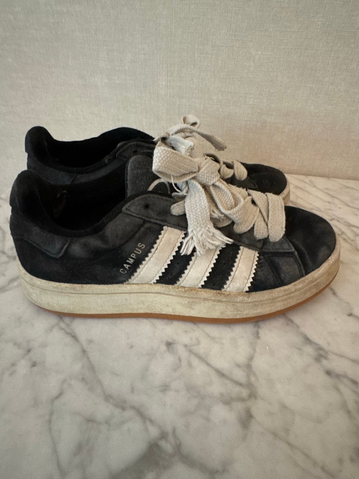 Adidas Campus sneakers - Maat 35.5, Ophalen, Zo goed als nieuw, Jongen of Meisje, Sportschoenen