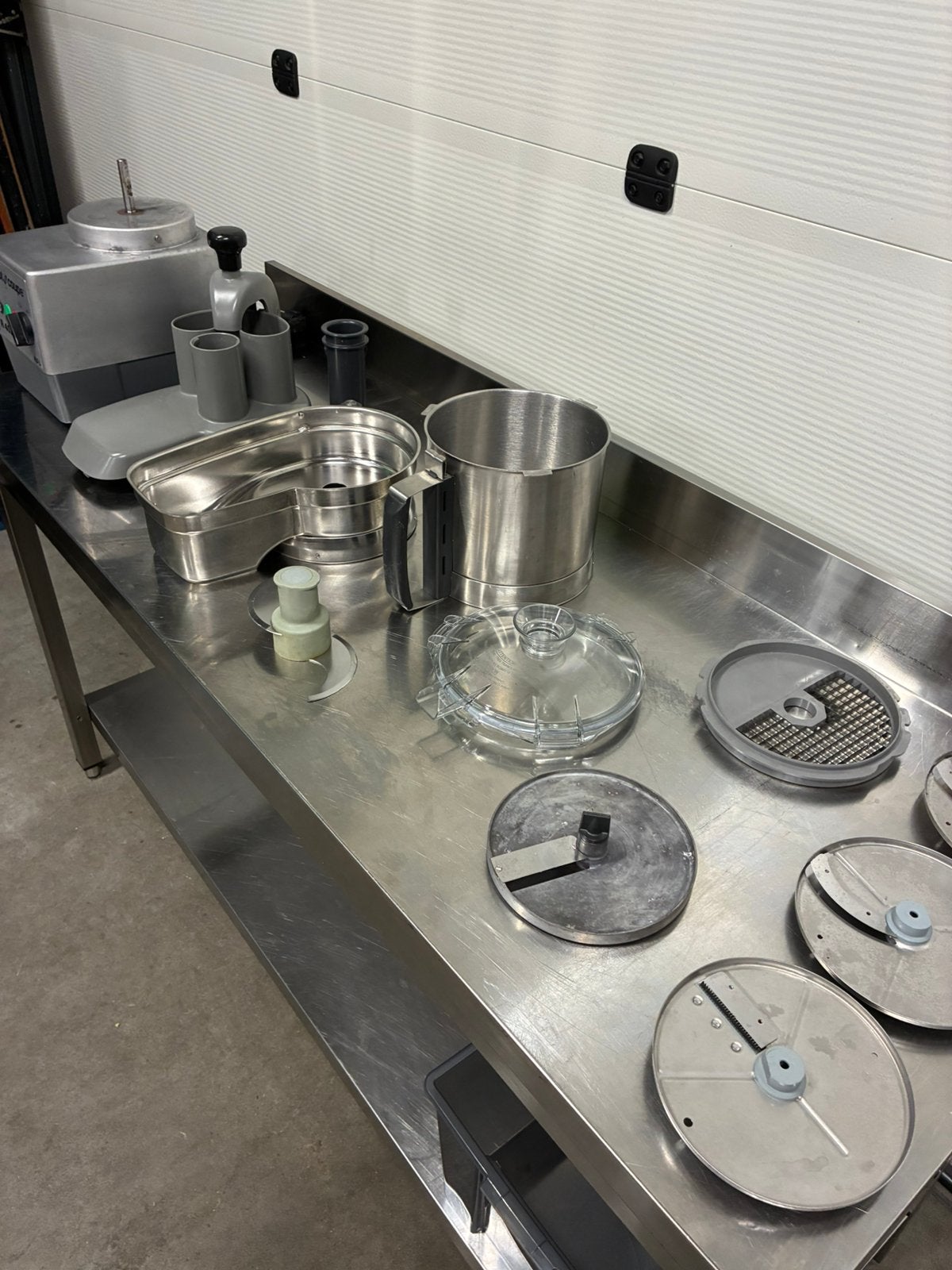 Te koop robot coupe groentesnijder cutter r 402, Ophalen