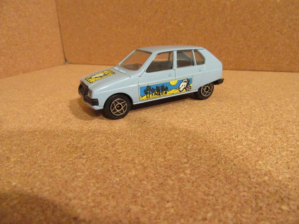 Solido Citroën Visa, blauw met stickers (nr. 1302), Hobby en Vrije tijd, Modelauto's | 1:43, Ophalen of Verzenden, Zo goed als nieuw