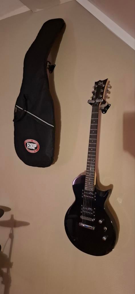 ESP LTD EC-10 elektrische gitaar met gitaartas, Muziek en Instrumenten, Ophalen, Gebruikt, Solid body, Overige merken