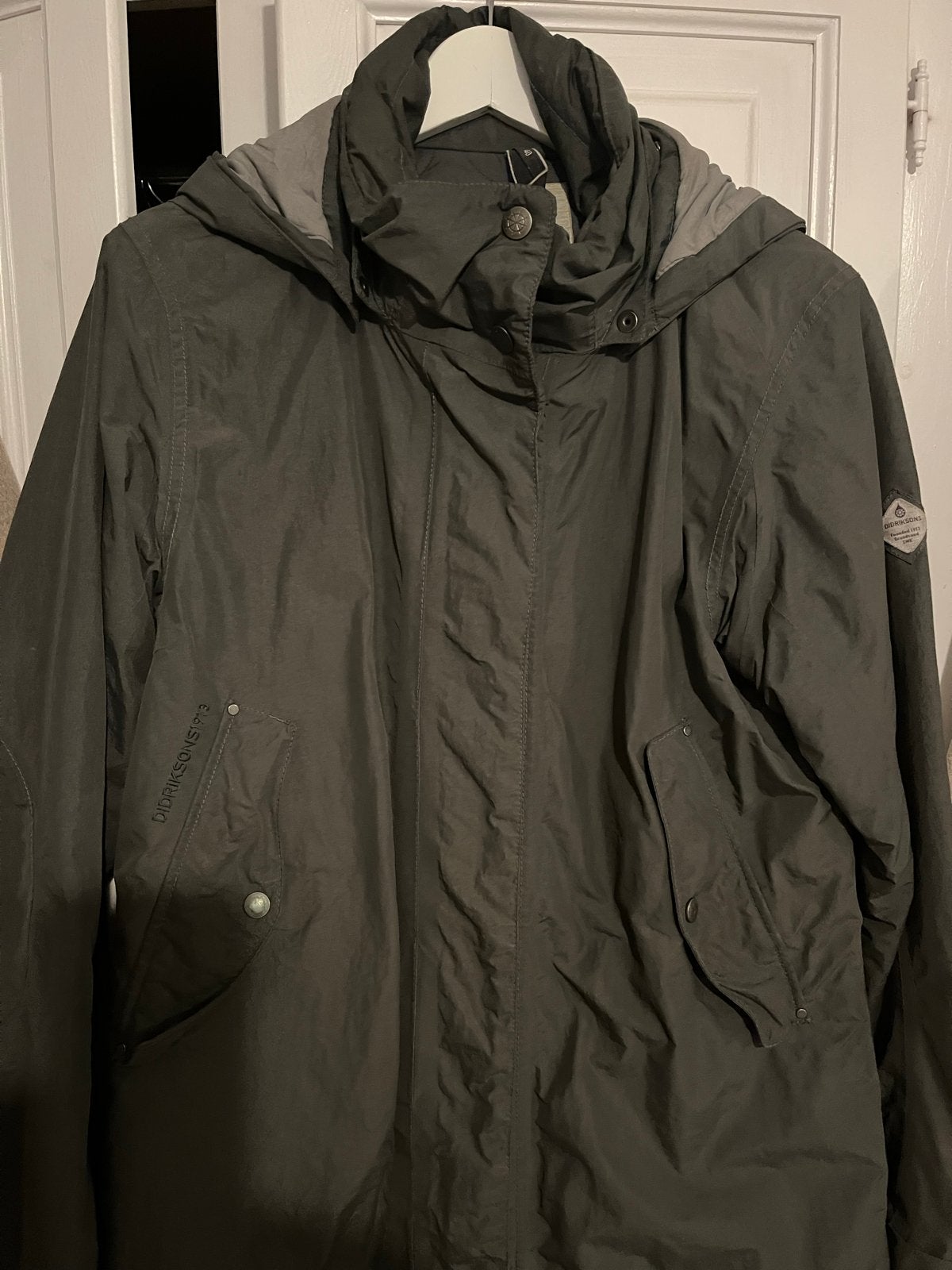 Didriksons 1913 Parka Jas Maat 40 - Donkergroen, Ophalen of Verzenden, Zo goed als nieuw, Maat 38/40 (M), Groen