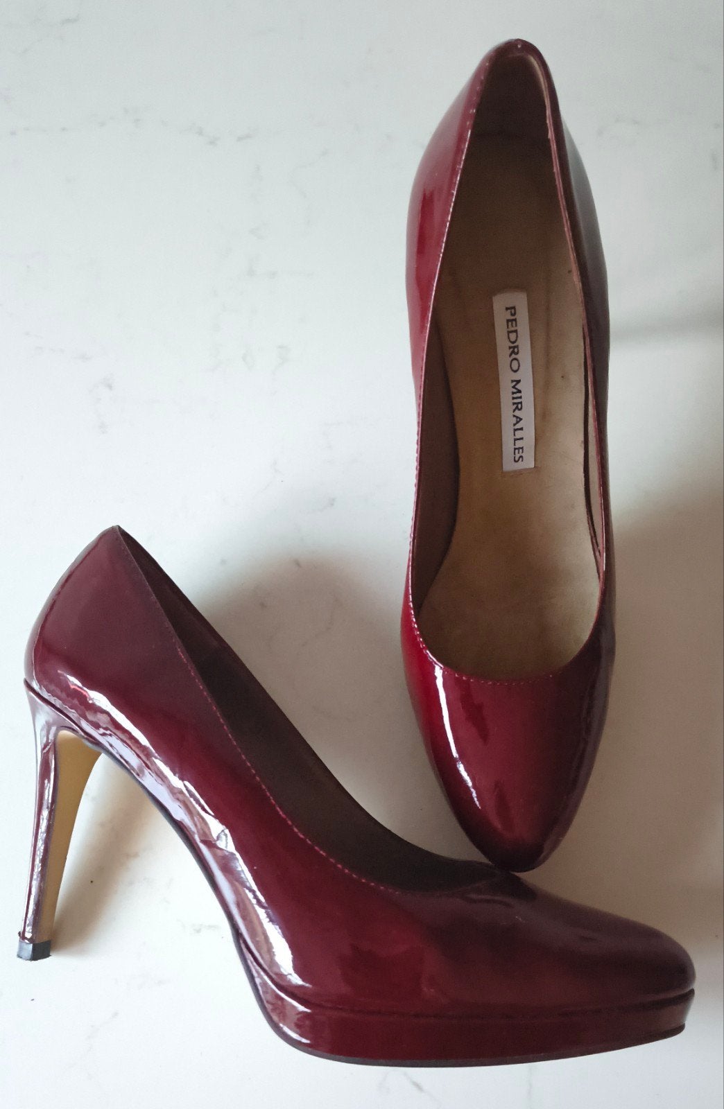 Pedro Miralles Bordeauxrodeqw suPumps Maat 38.5, Pedro Miralles, Pumps, Overige kleuren, Ophalen of Verzenden