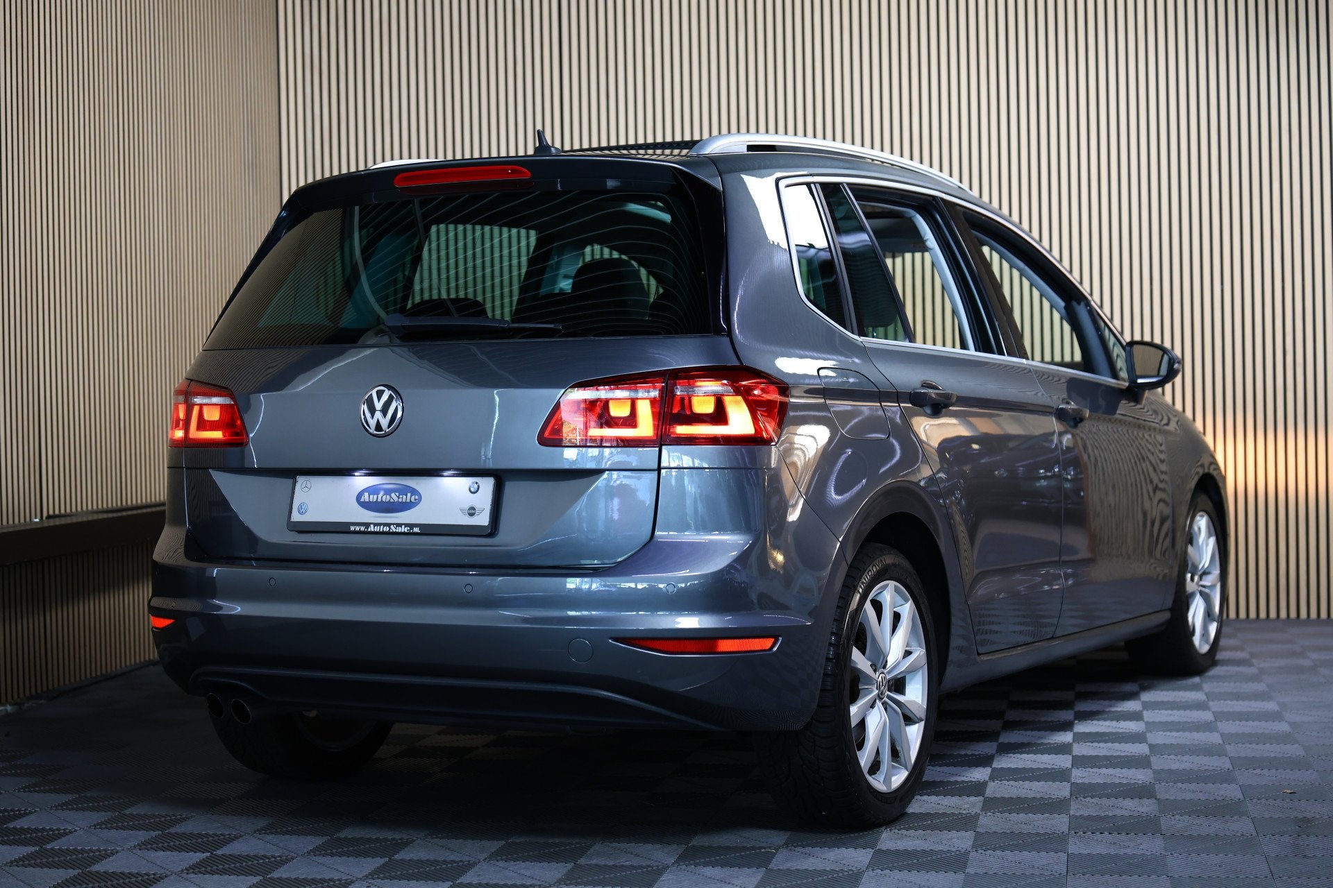 Volkswagen Golf Sportsvan 1.4 TSI Highline AVM DSG PANO CLIM, Auto's, Volkswagen, Stof, 4 cilinders, 1283 kg, Golf Sportsvan