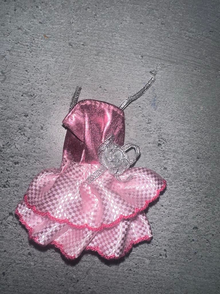 658 Roze Barbie jurk met zilveren details, Ophalen of Verzenden, Gebruikt, Barbie