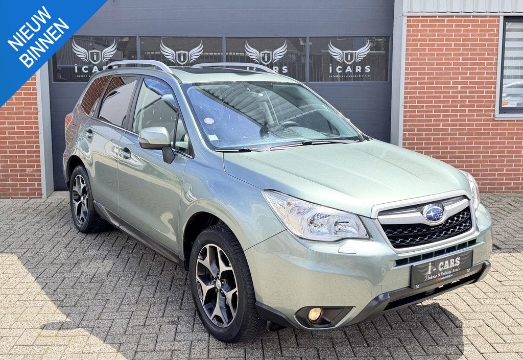 Subaru Forester 2.0 Luxury Panorama Camera Navi 2e eig., Auto's, Subaru, Automaat, Euro 5, 15 km/l, 4 cilinders