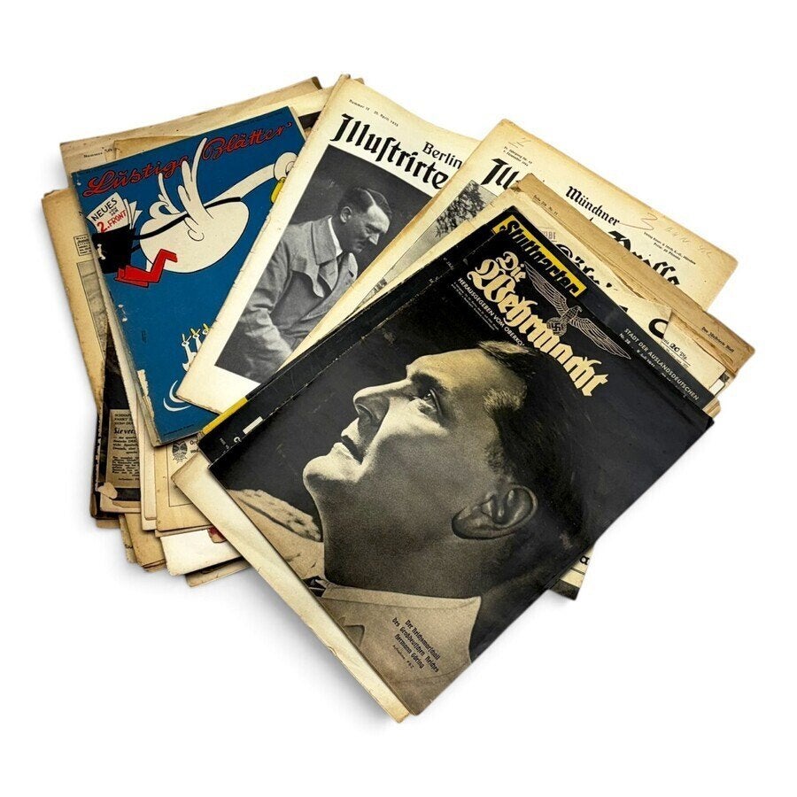 Divers papierwerk, voornamelijk Duitse tijdschriften, WOII, Verzamelen, Ophalen of Verzenden, 1980 tot heden, Buitenland, Tijdschrift