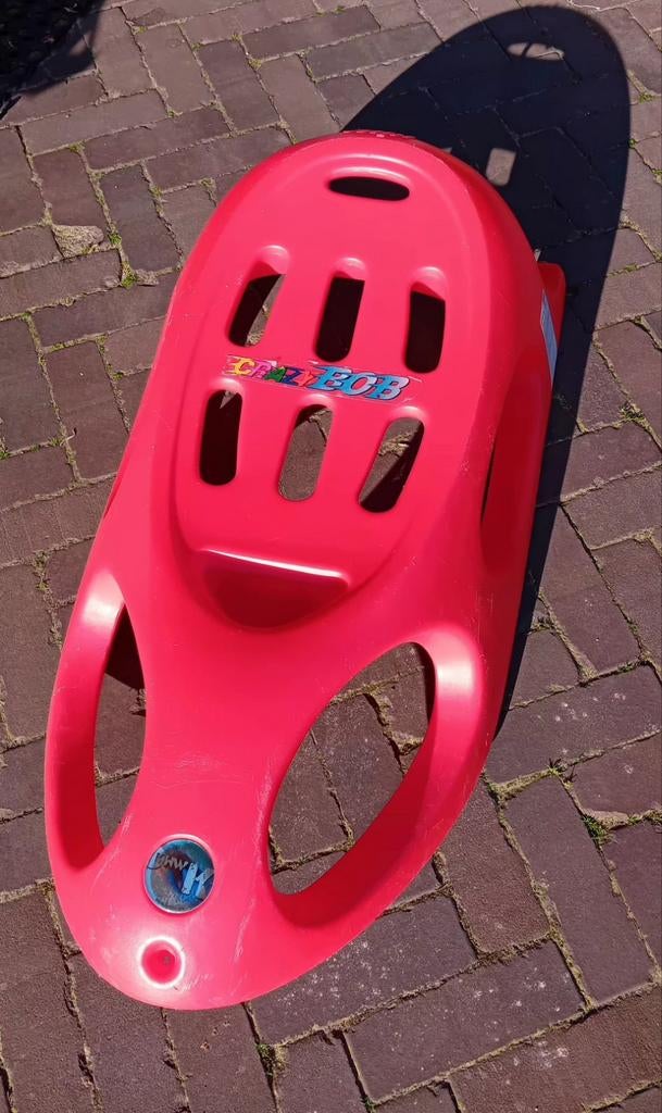 Degelijke rode slee voor kinderen, Kinderen en Baby's, Speelgoed | Buiten | Sleeën, Gebruikt, Kunststof, Ophalen