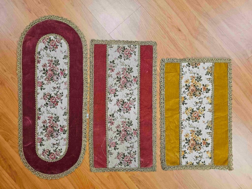 3 Kleine florale kleedjes set, Huis en Inrichting, Stoffering | Tapijten en Kleden, Gebruikt, 50 tot 100 cm, Etten-Leur, DJT@dejuistetoon.eu