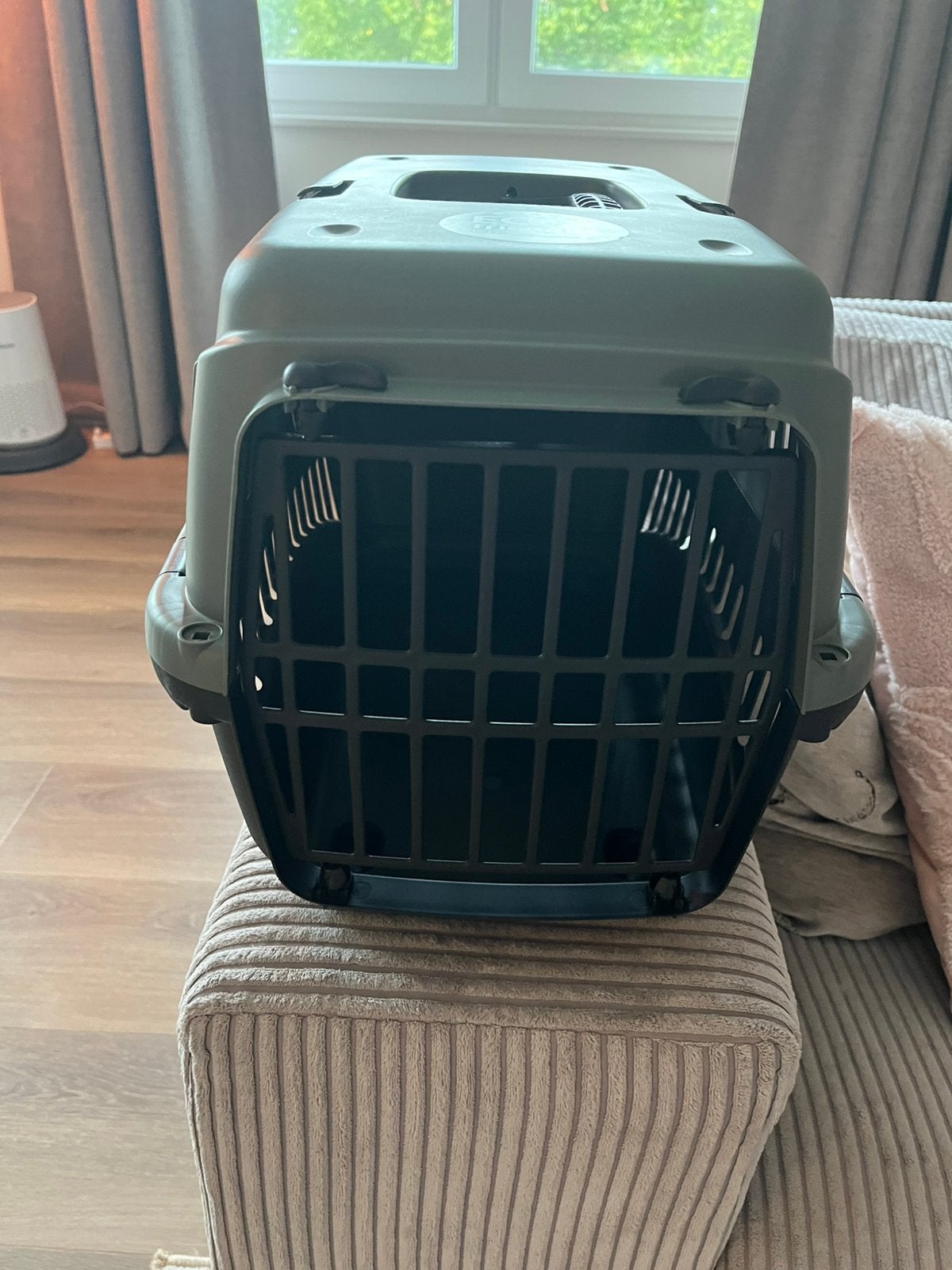 Beeztees kleine katten/hondenreismand, Dieren en Toebehoren, Transportboxen, Ophalen, Zo goed als nieuw