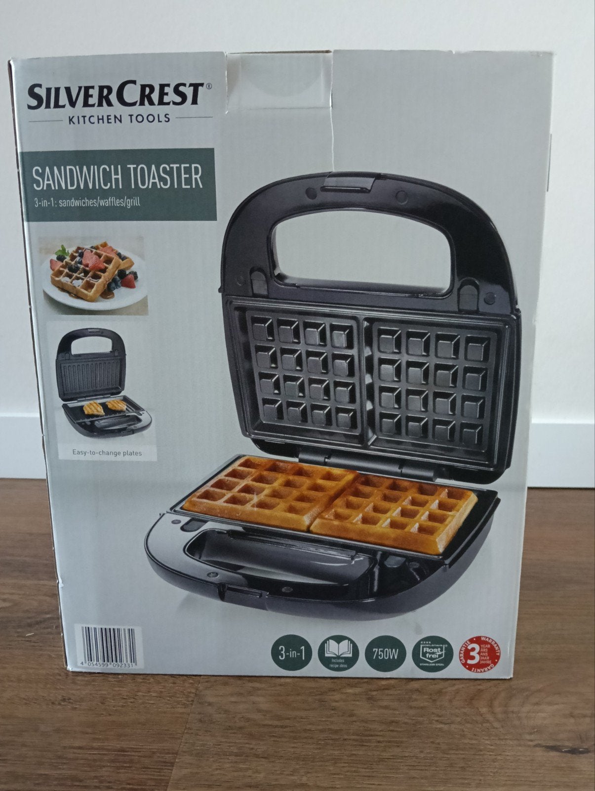 Nieuwe in doos Sandwich Toaster 3-in-1 sandwich/wafel/grill, Ophalen of Verzenden, Uitneembare platen, Nieuw