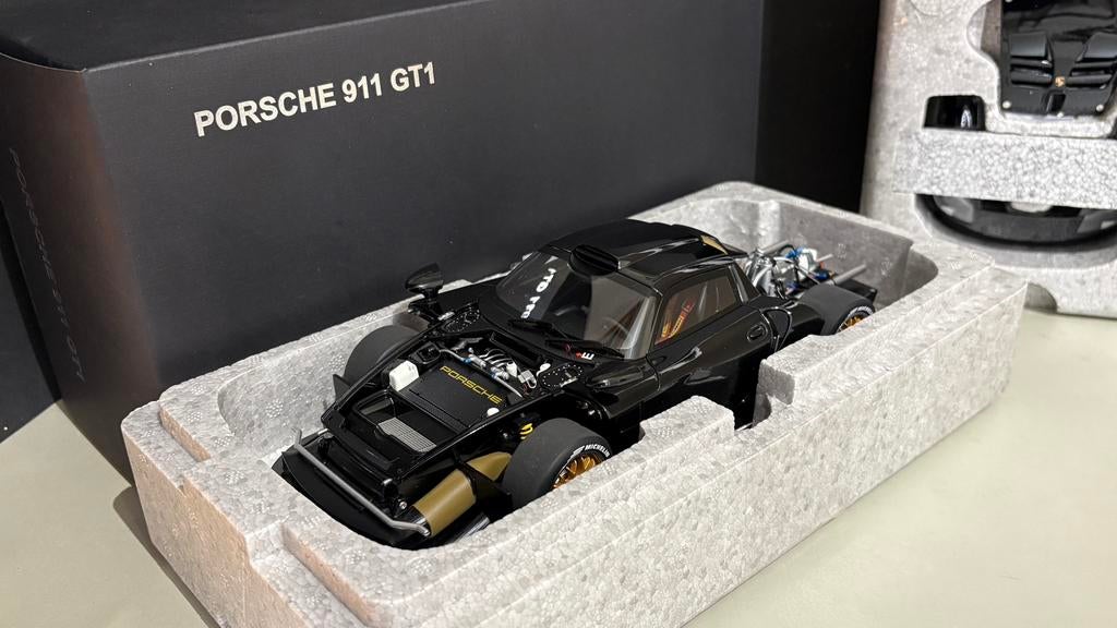Porsche 911 GT1 plain body zwart Autoart 89770 NIEUW!, Hobby en Vrije tijd, Modelauto's | 1:18, Ophalen of Verzenden, Nieuw, Auto