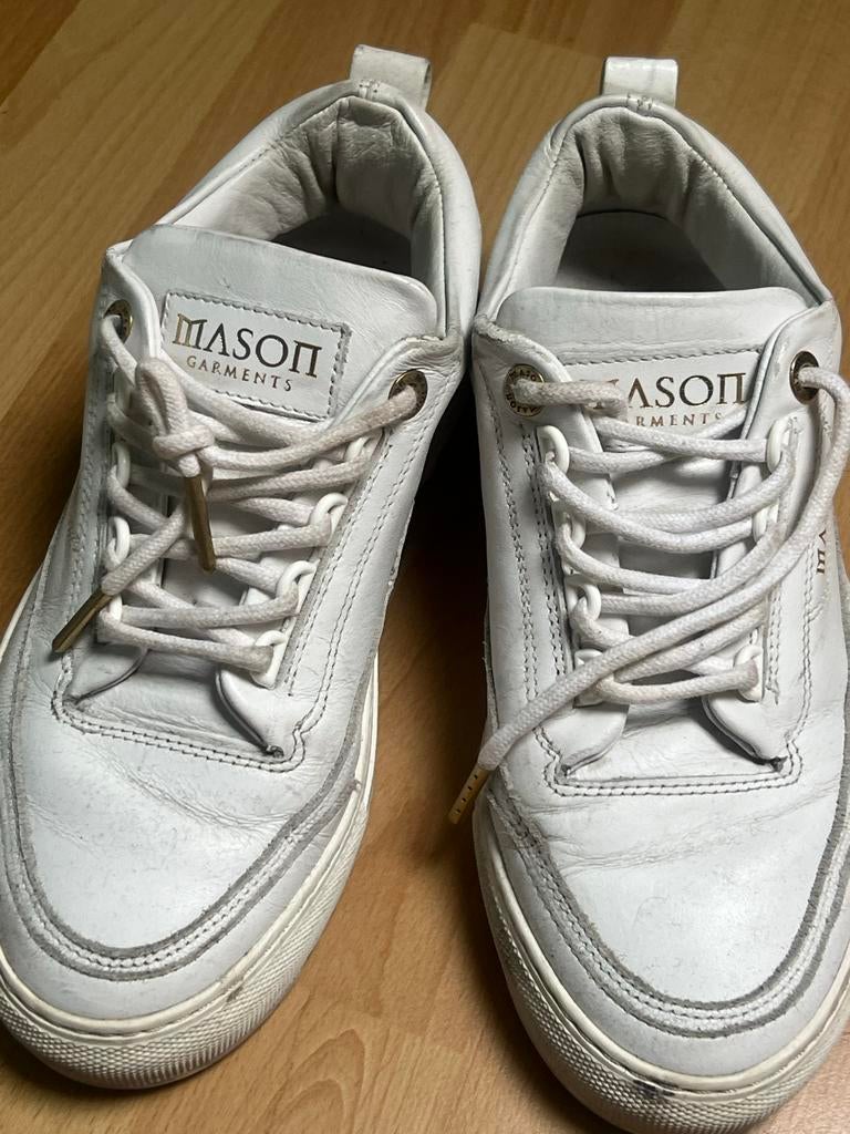 Goedkoopst Witte Mason Garments Sneakers - Gedragen moet weg, Kleding | Dames, Schoenen, Ophalen of Verzenden, Zo goed als nieuw
