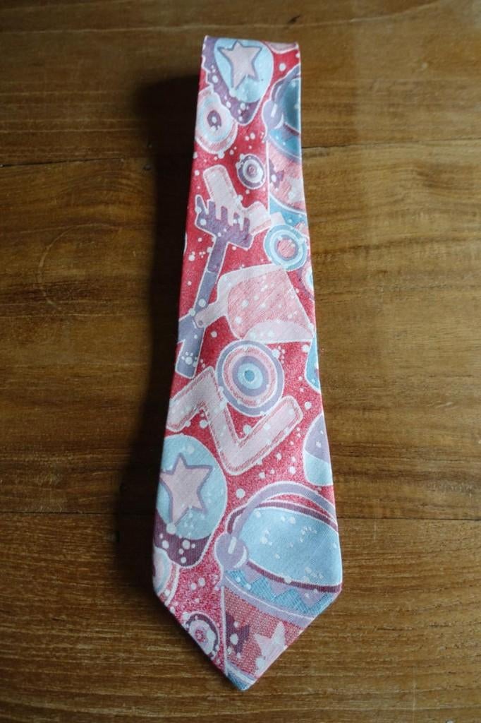 prachtige roze rode zijde stropdas van Rian Rucci, Kleding | Heren, Rian Rucci, Ophalen of Verzenden, Zo goed als nieuw, Met patroon