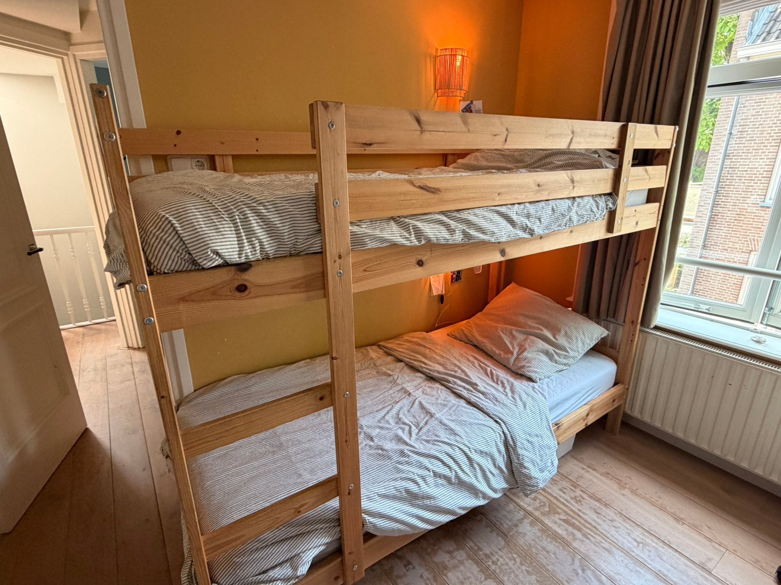 Ikea Mydal stapelbed incl matrassen, Ophalen, 90 cm, Tweepersoons, Zo goed als nieuw