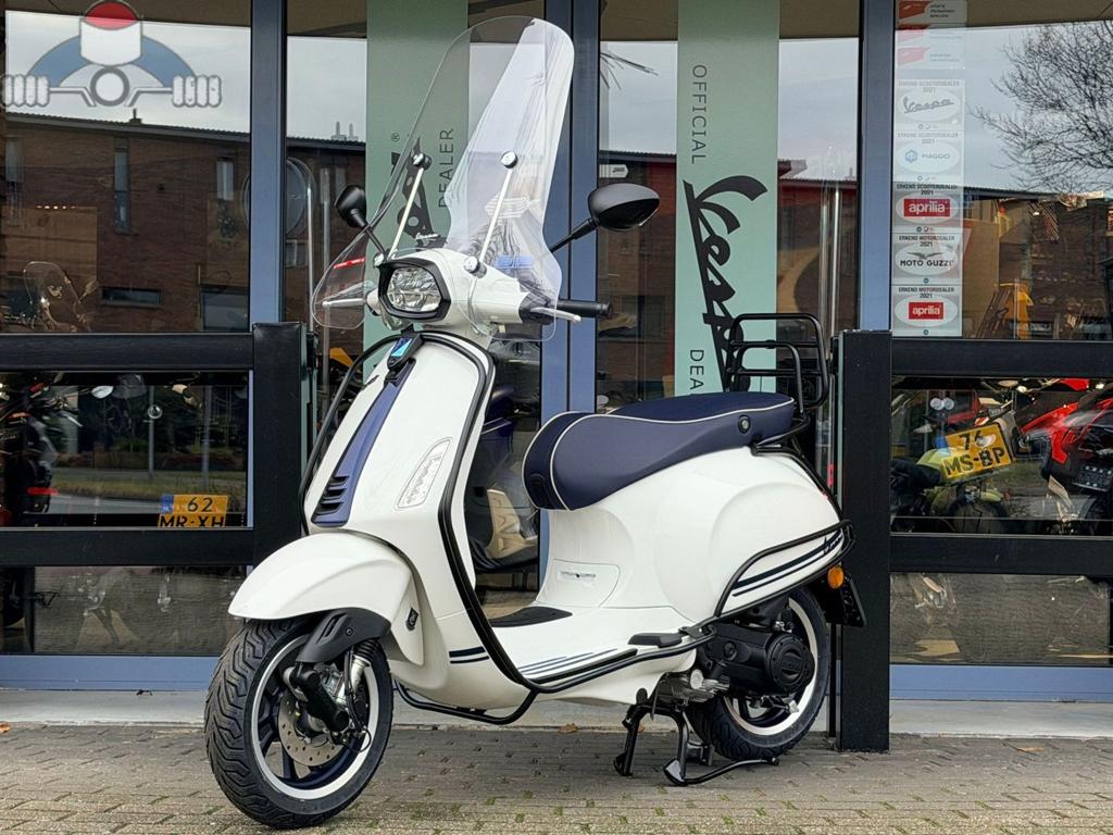 Vespa Sprint Yacht Club 2026 – 0KM – Exclusief & Nieuw