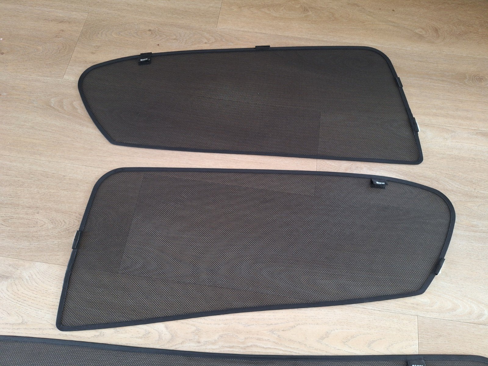 Foto 5 van Originele BMW 1-Serie F20 zonwering 5 deurs 2011-