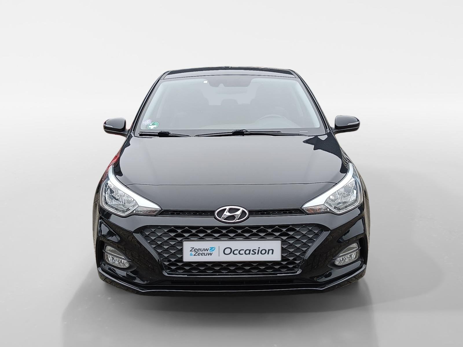 Hyundai i20 1.0 T-GDI Comfort Automaat | All weatherbanden |, 12 maanden, Verwarmde buitenspiegels, Zwart, Origineel Nederlands