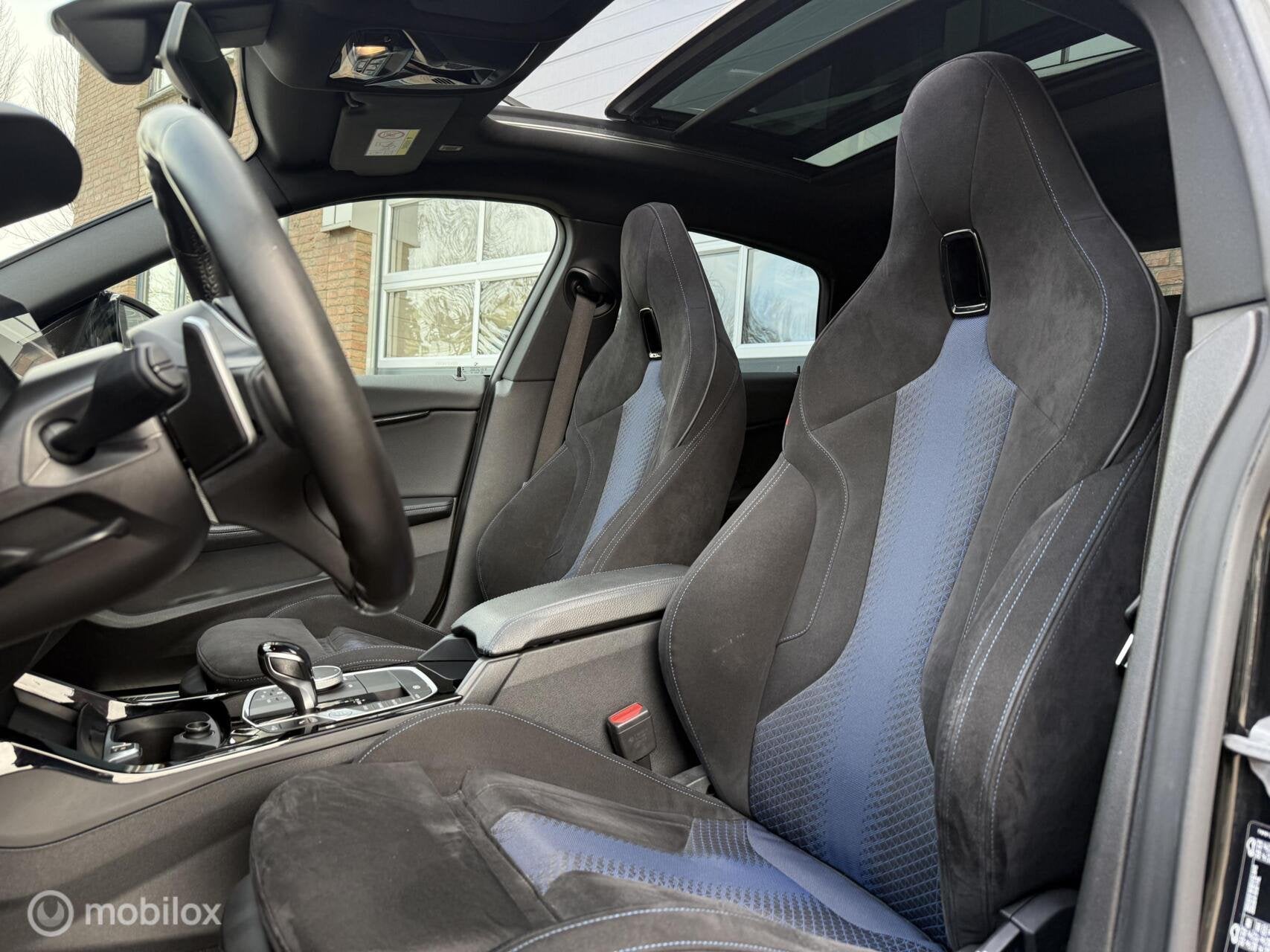 BMW 2-serie Gran Coupé 220i M Sport Panodak Kuipstoelen Har, 1998 cc, Stof, Zwart, 4 cilinders