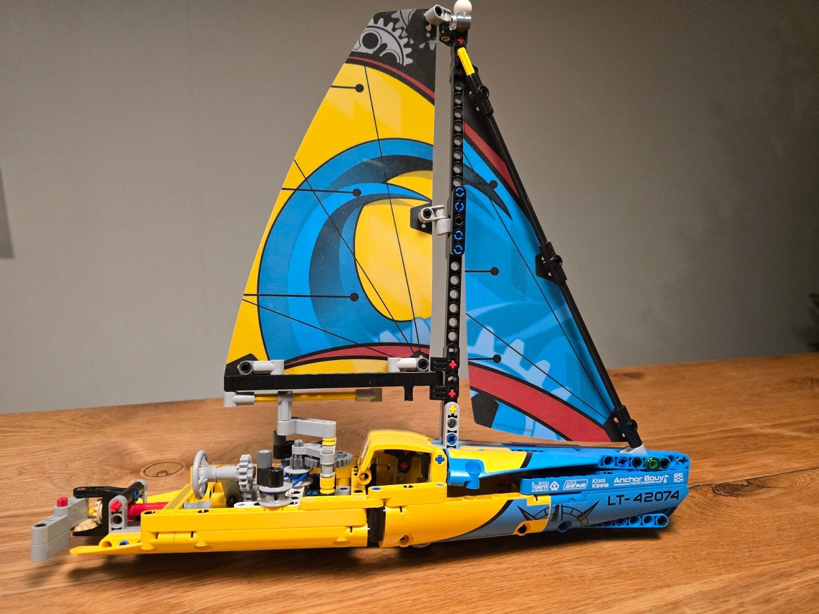 LEGO Technic Zeilboot 42074, Ophalen of Verzenden, Zo goed als nieuw, Overige merken