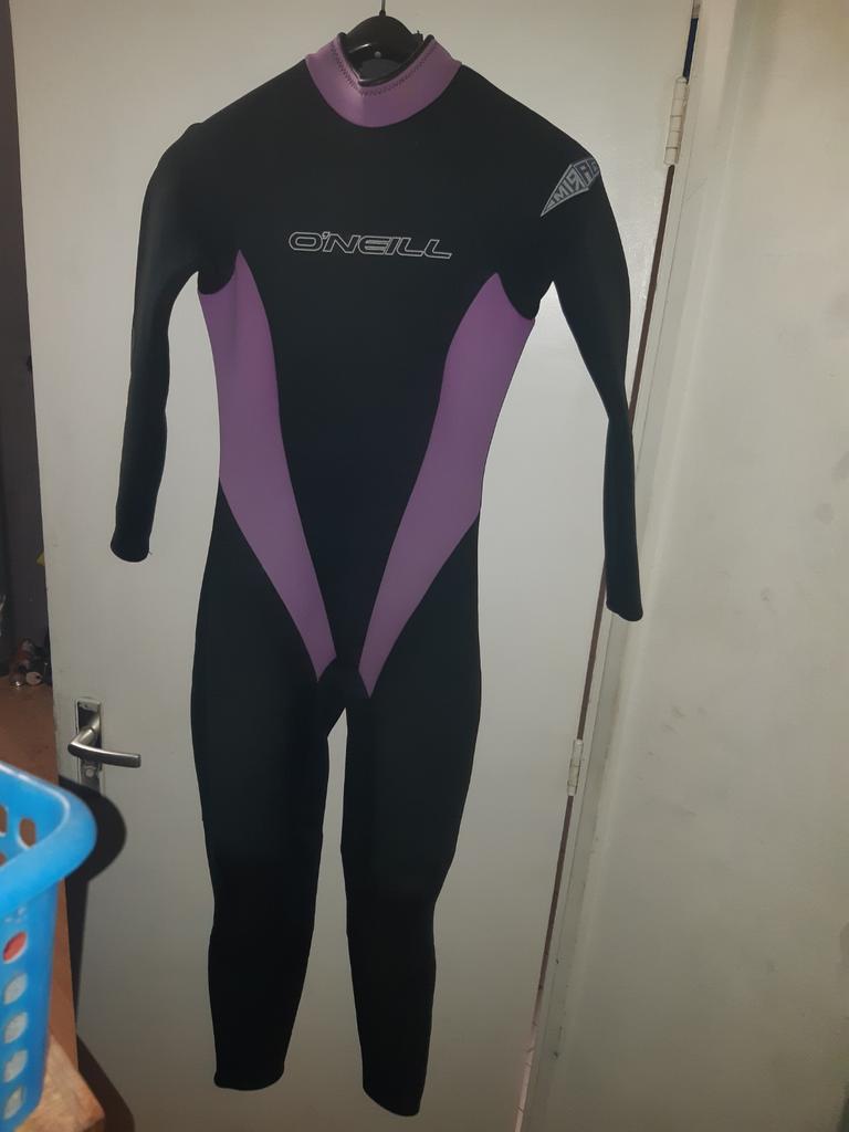 Wetsuit / surfpak dames maat L merk O'neill, Wetsuit, Gebruikt, O'Neill, Ophalen of Verzenden