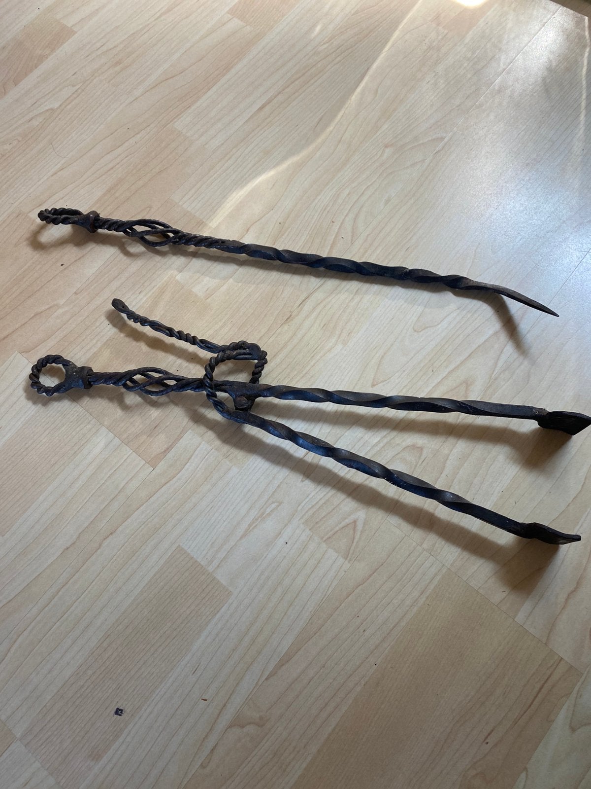 SMEEDIJZER TANGEN/poken voor de OPEN HAARD, Huis en Inrichting, Ophalen of Verzenden, Zo goed als nieuw, Overige soorten