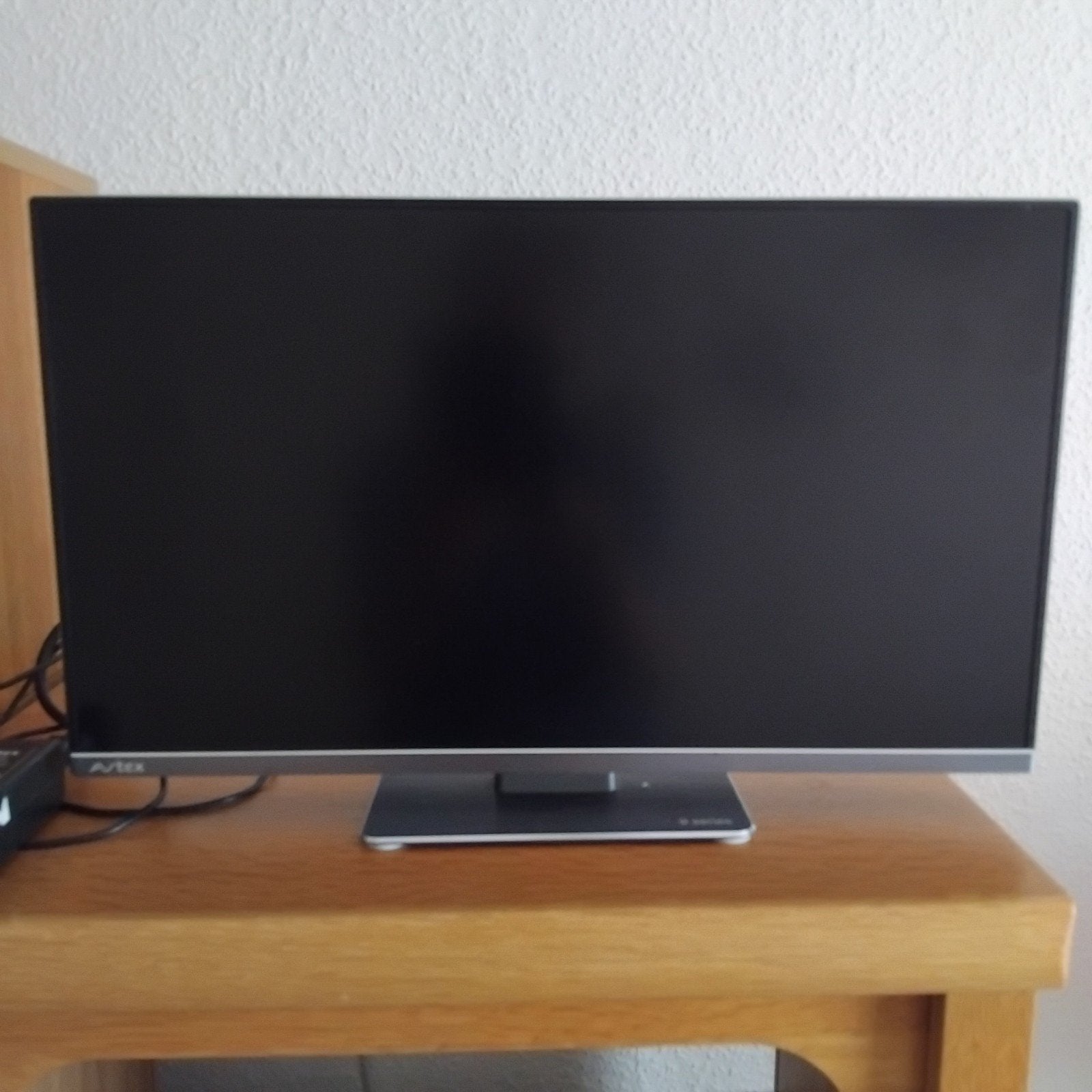 Avtex televisie voor camper/ caravan, Ophalen