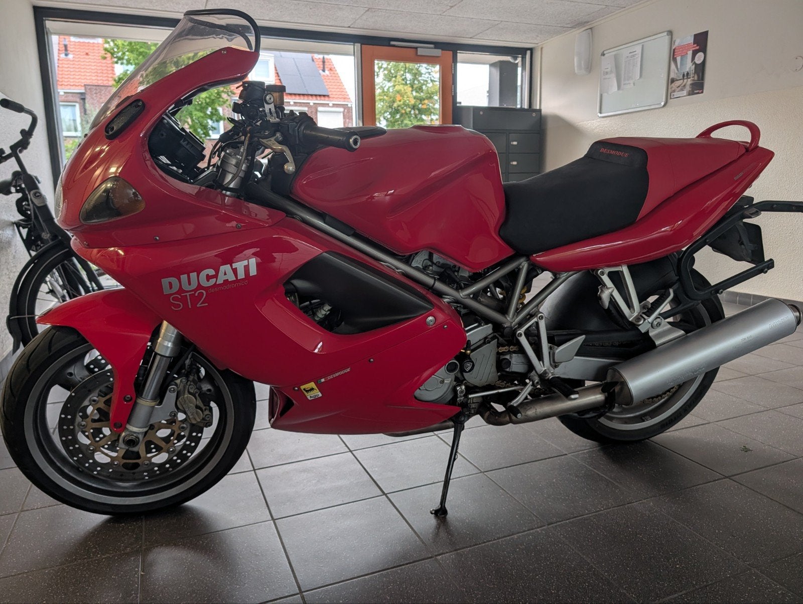 Ducati ST2 - Rood, Goed Onderhouden, Motoren, 2 cilinders, 944 cc, Motorrijbewijs A, Gebruikt
