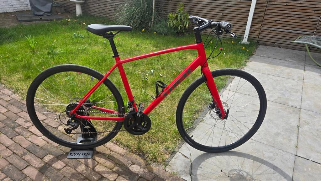 Trek FX 2 Disc - Satin Viper Red, Fietsen en Brommers, Overige merken, 28 inch, Aluminium, Ophalen of Verzenden