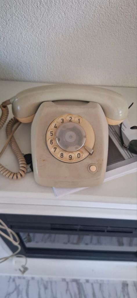 Vintage Telefoon met Draaischijf - Jaren '70 Stijl, Telecommunicatie, Vaste telefoons | Niet Draadloos, Ophalen of Verzenden, Gebruikt