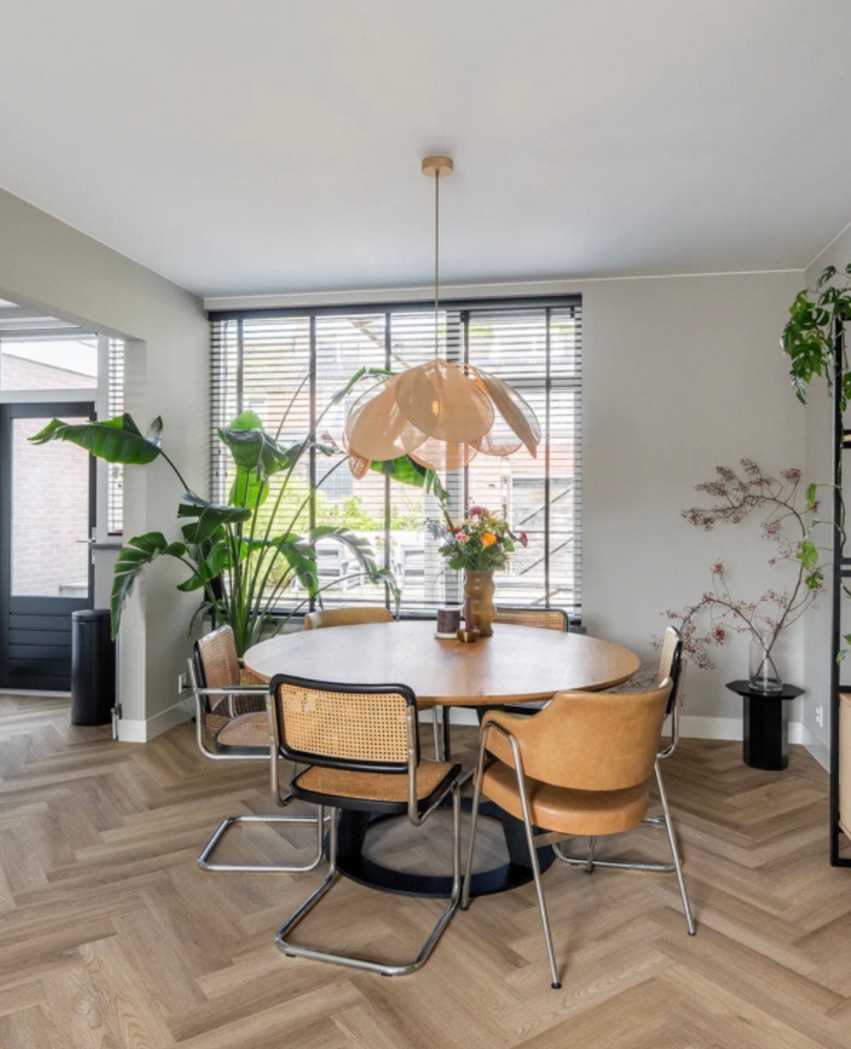 Ronde eettafel