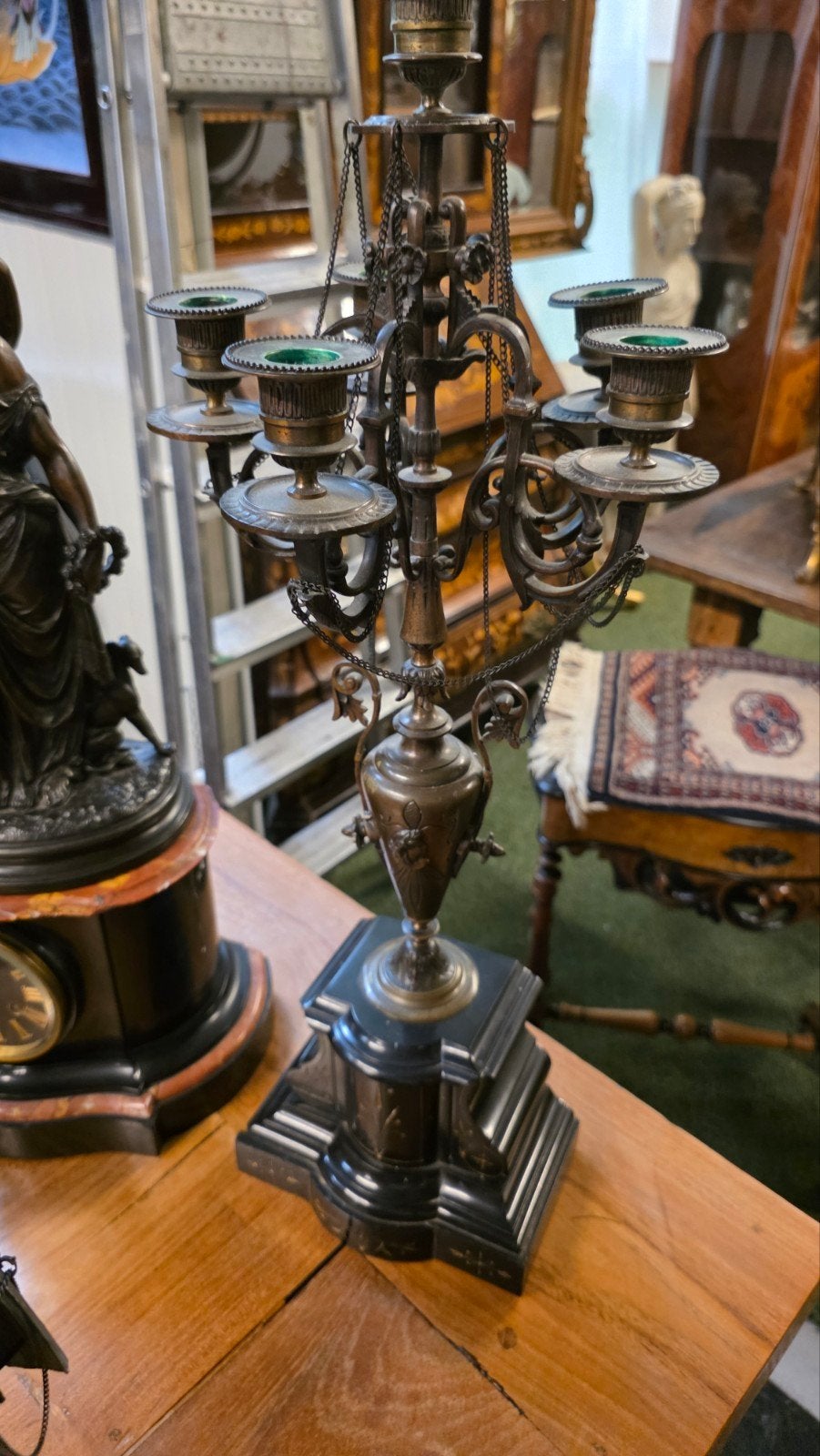 Groot antiek bronzen klokkenstel € 300l, Ophalen, Koper of Brons