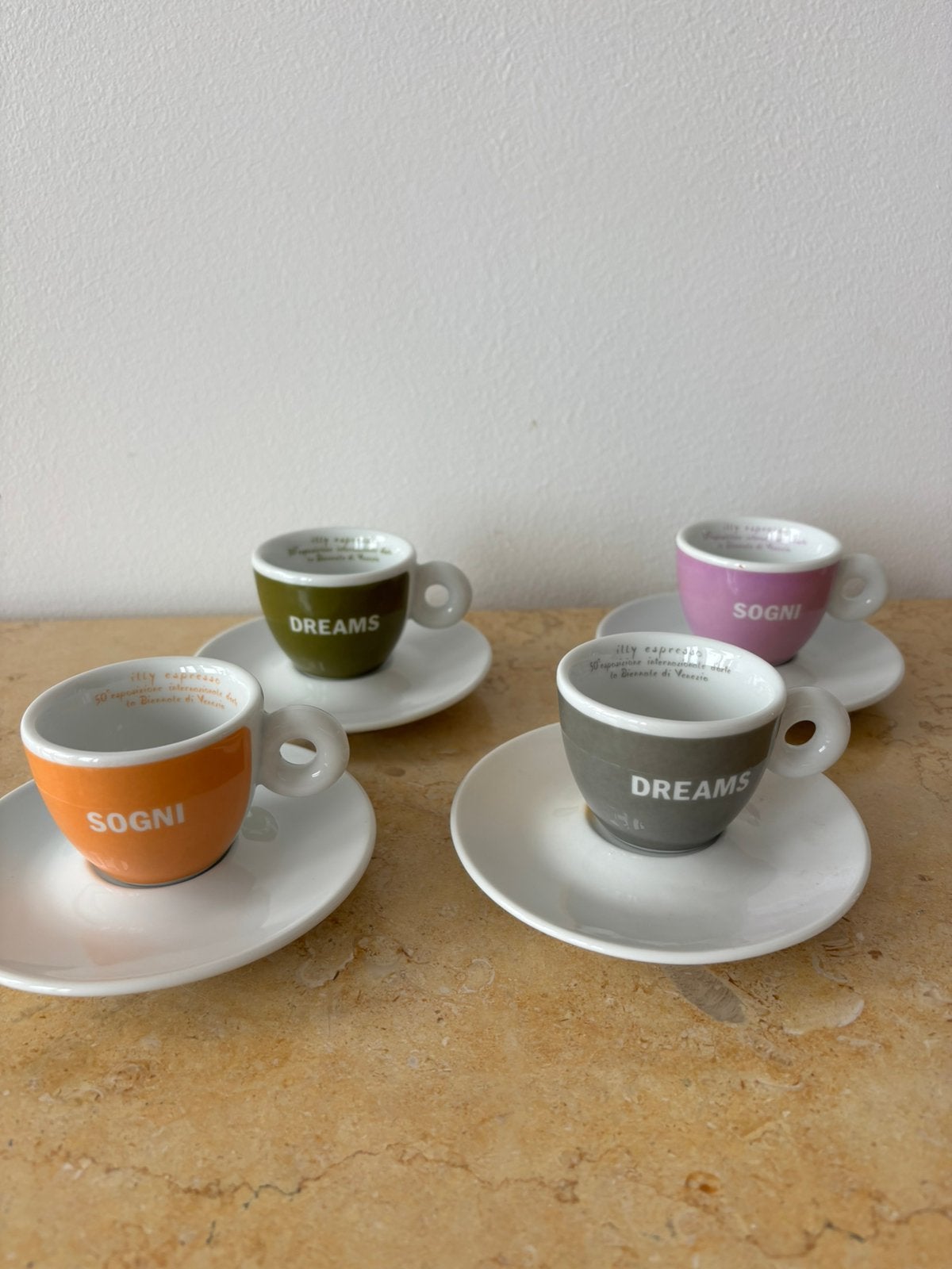 Illy espresso kopjes biennale, Ophalen of Verzenden, Nieuw, Porselein, Kop en/of schotel