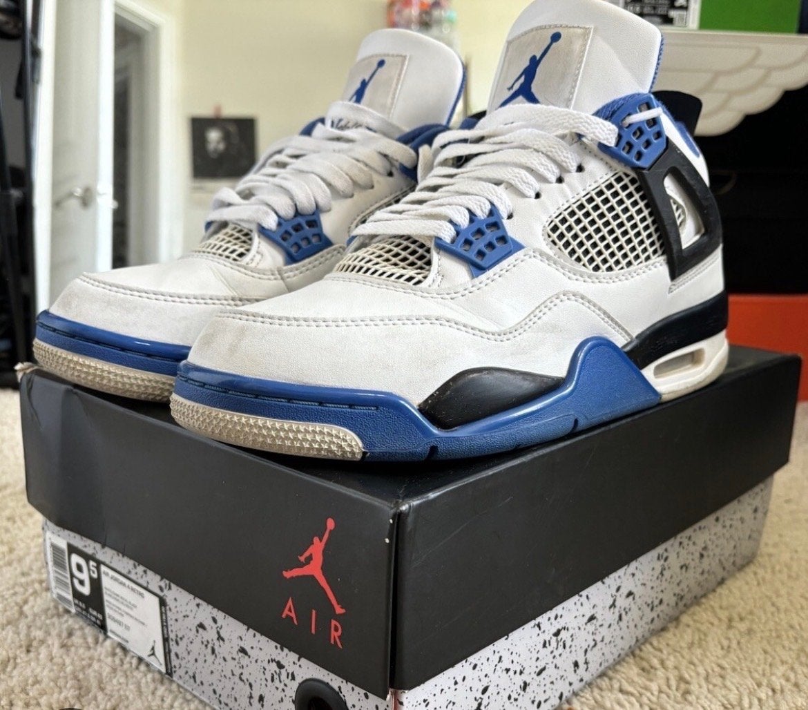 Nike Air Jordan 4 Retro maat 42 TM 47, Blauw, Ophalen of Verzenden, Sneakers of Gympen, Zo goed als nieuw