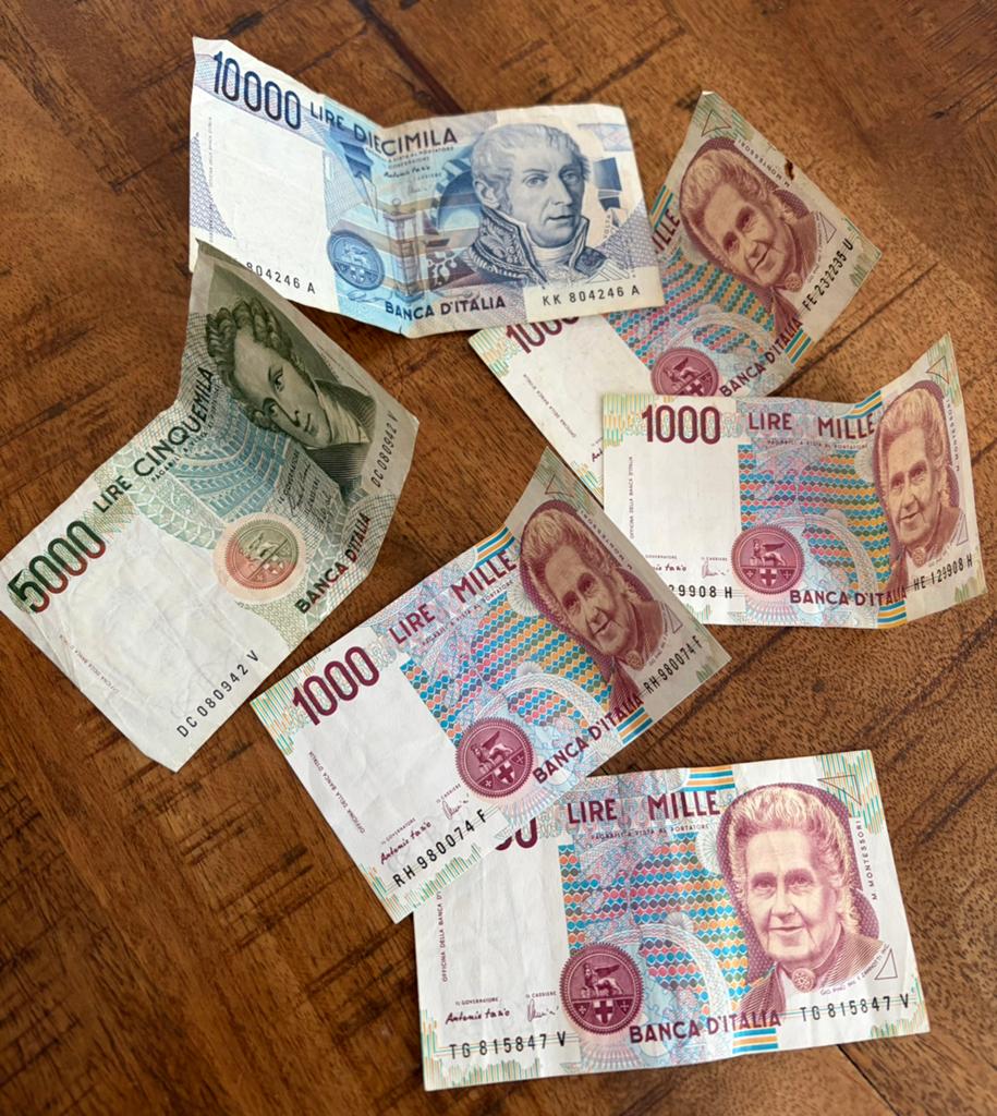 Oud geld Italië jaren ‘80 - 90 19.000 lire, Postzegels en Munten, Bankbiljetten | Europa | Niet-Eurobiljetten, Ophalen of Verzenden
