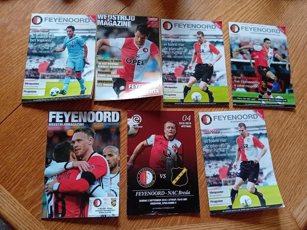 Feyenoord wedstrijdmagazines 7 verschillende, Verzamelen, Sportartikelen en Voetbal, Ophalen of Verzenden, Zo goed als nieuw, Feyenoord