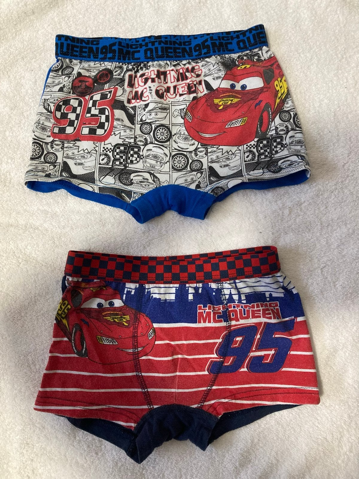 2-pack auto Cars McQueen boxershorts maat 116/128, Ophalen of Verzenden, Zo goed als nieuw, Jongen, Nacht- of Onderkleding