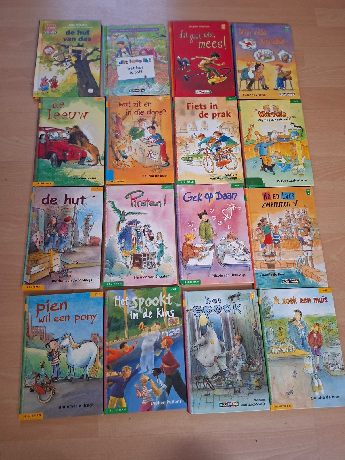 16 avi leesboekjes  - avi 1 t.m 4 Kluitman, Ophalen of Verzenden, Zo goed als nieuw